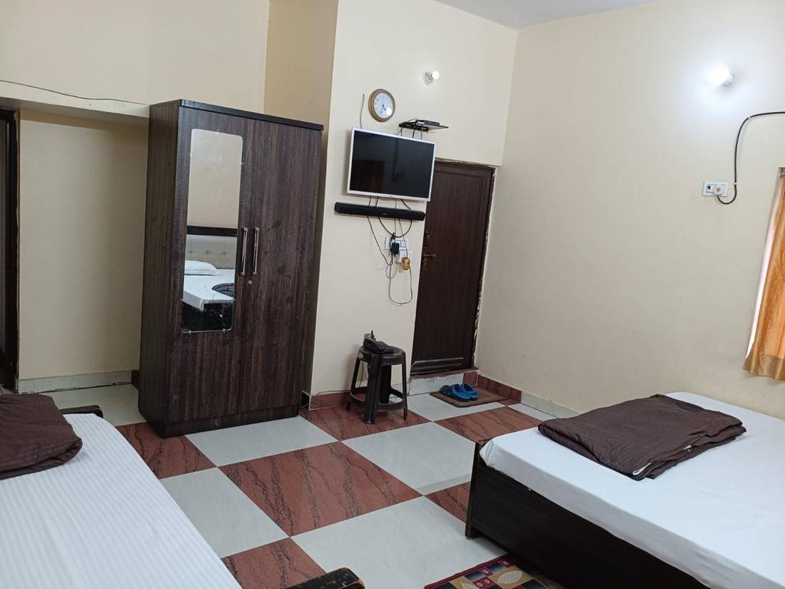 AC Triple Occupancy Room